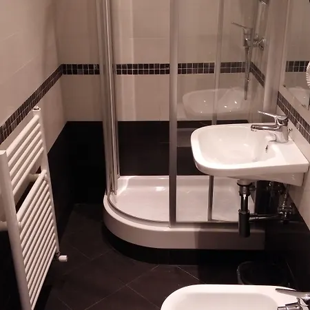 B&B Trieste Plus B&B 트리에스테