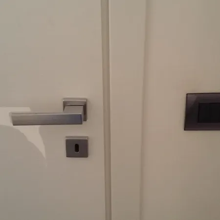 Nocleg ze śniadaniem B&B Trieste Plus 2*