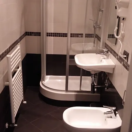 B&B Trieste Plus Couette-café