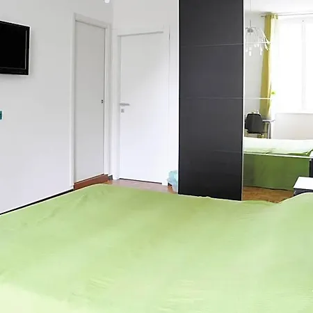 B&B Trieste Plus 3* ترييستي