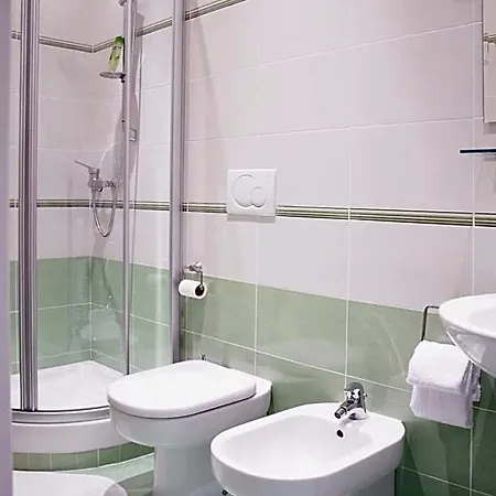 فندق مبيت وإفطار B&B Trieste Plus ترييستي